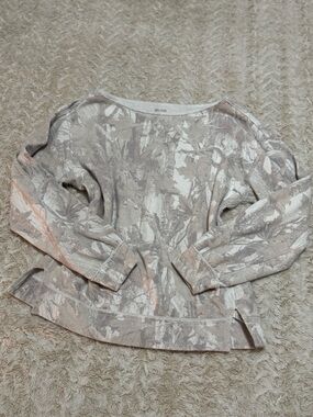 Hollister light camo print sweatshirt